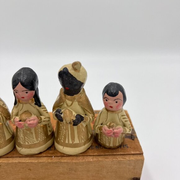 Vtg  Mexican Folk Art Clay Pottery Christmas Nativity Set 13 Pieces Tonala Style - Picture 3 of 6